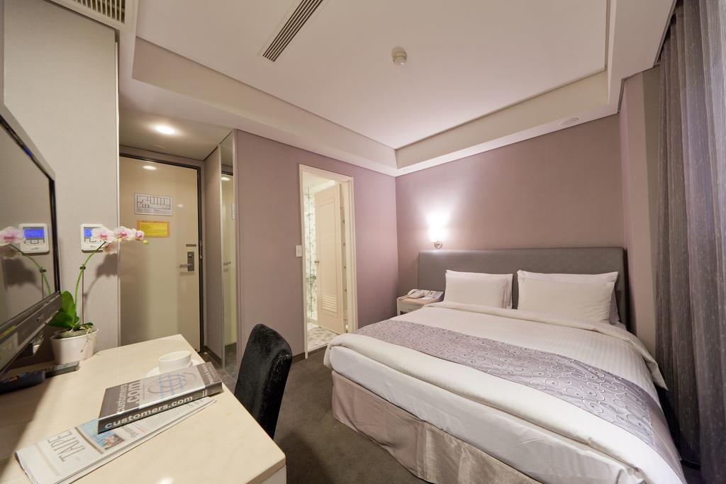קילונג Harbor View Hotel מראה חיצוני תמונה