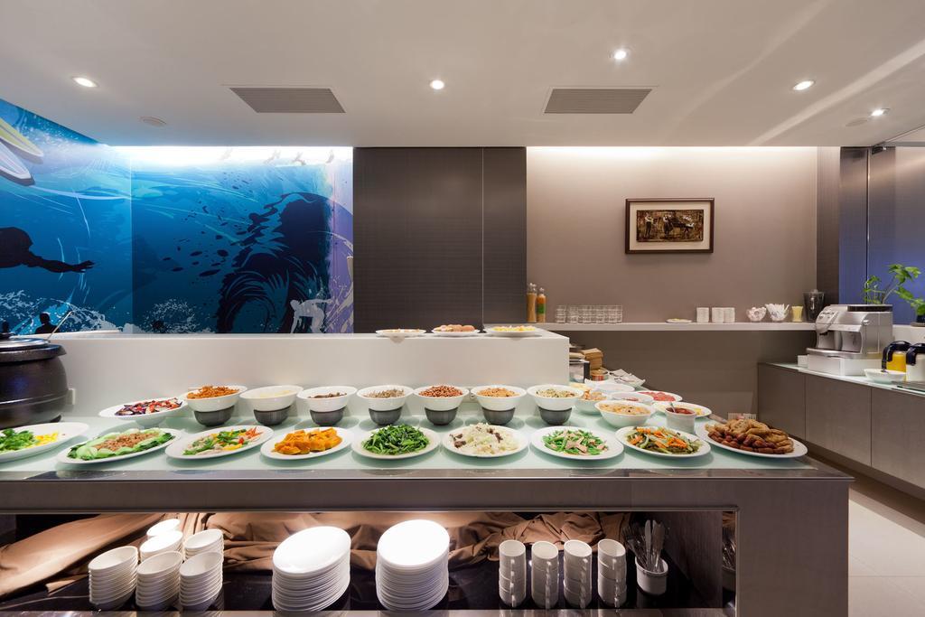 קילונג Harbor View Hotel מראה חיצוני תמונה