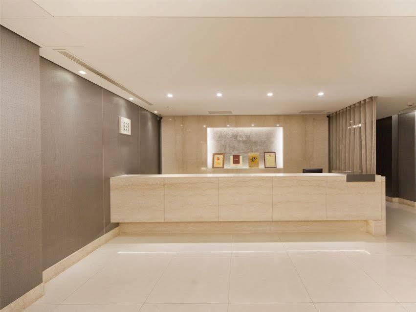 קילונג Harbor View Hotel מראה חיצוני תמונה