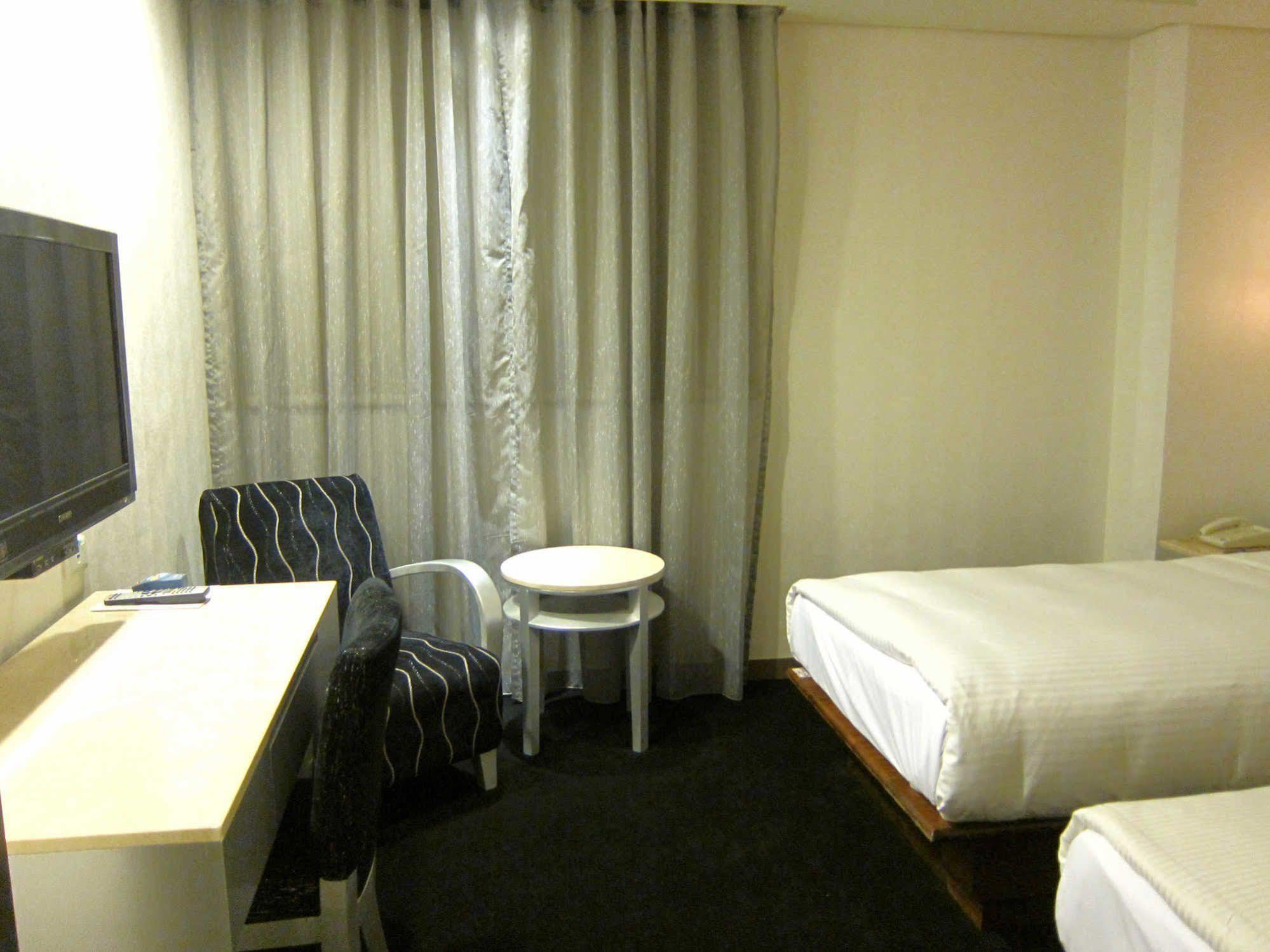 קילונג Harbor View Hotel מראה חיצוני תמונה